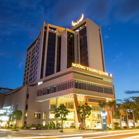มวง ตานห์ ควง ตริ โฮเต็ล Hotel Quang Tri ภายนอก รูปภาพ