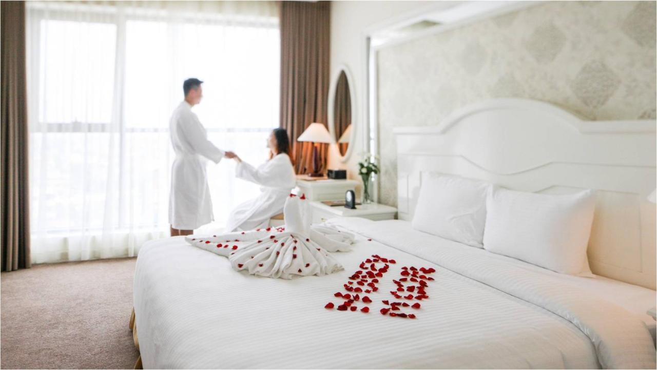 มวง ตานห์ ควง ตริ โฮเต็ล Hotel Quang Tri ภายนอก รูปภาพ