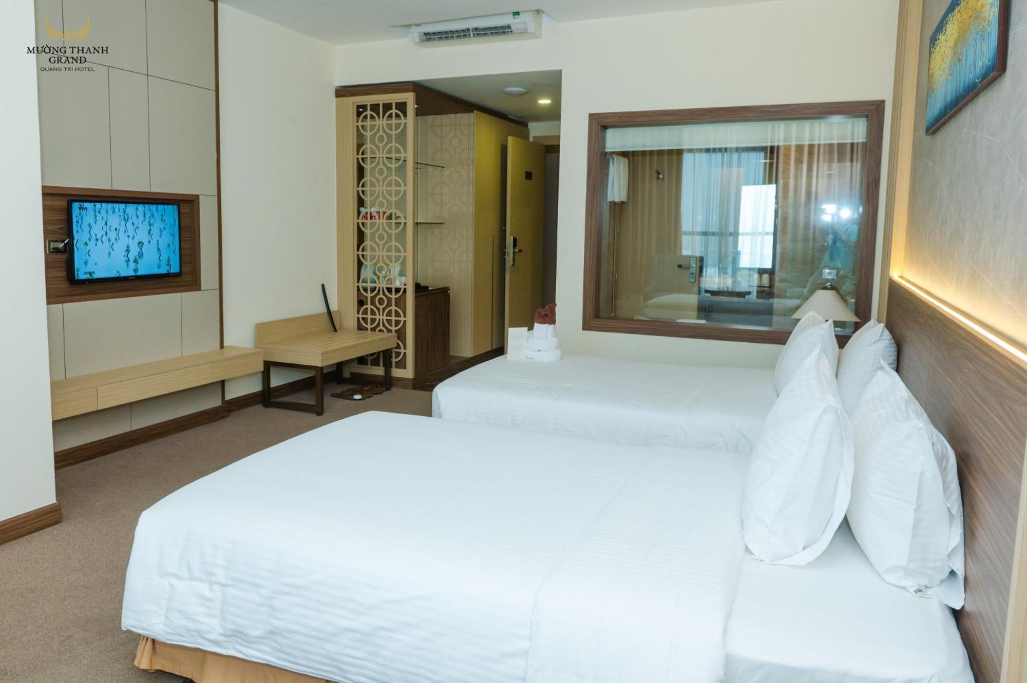 มวง ตานห์ ควง ตริ โฮเต็ล Hotel Quang Tri ภายนอก รูปภาพ