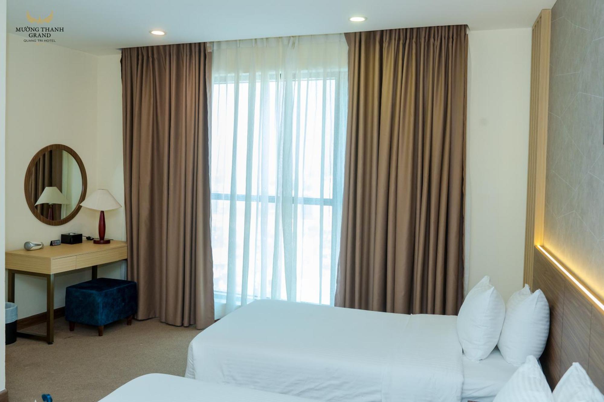มวง ตานห์ ควง ตริ โฮเต็ล Hotel Quang Tri ภายนอก รูปภาพ